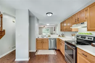 5180 Laurel Bridge Ct SE, Smyrna, GA 30082 - Photo 4