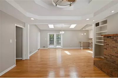 639 Cedrick Lane, Stone Mountain, GA 30087 - Photo 6