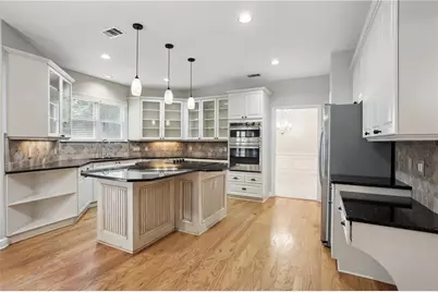 12250 Broadleaf Lane, Alpharetta, GA 30005 - Photo 10