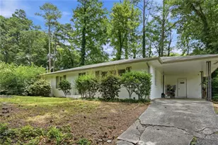 581 Meadowbrook Dr SE, Marietta, GA 30067 - Photo 2