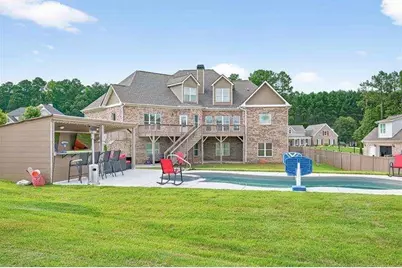 2112 Meadowood Cove, Monroe, GA 30655 - Photo 2
