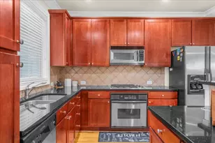 199 Le Gran Ct, Sandy Springs, GA 30328 - Photo 14