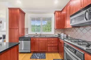199 Le Gran Ct, Sandy Springs, GA 30328 - Photo 16