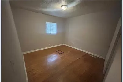 1332 Eubanks Avenue, East Point, GA 30344 - Photo 6