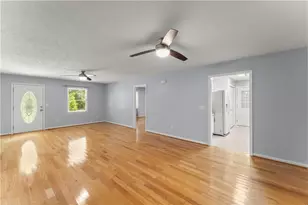 225 Vermont St, Demorest, GA 30535 - Photo 18