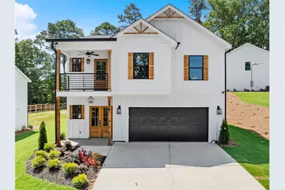 172 Llewellyn St, Clarkesville, GA 30523 - Photo 2