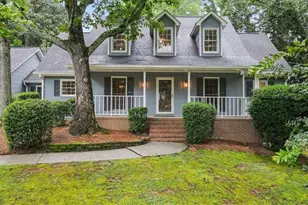 1646 Maple Ridge Dr, Suwanee, GA 30024 - Photo 1