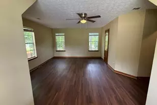 8351 Post Oak Ct, Riverdale, GA 30274 - Photo 20