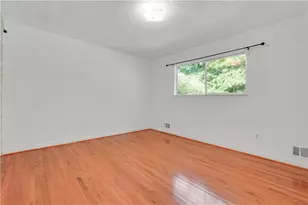 5809 Northspring Dr, Ellenwood, GA 30294 - Photo 16