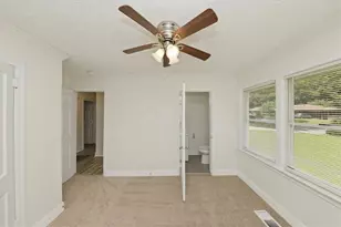 2153 Burroughs Ave SE, Atlanta, GA 30315 - Photo 10