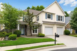 1366 Brookhaven Village Cir NE, Atlanta, GA 30319 - Photo 2