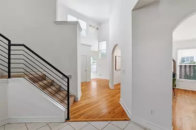1366 Brookhaven Village Circle NE, Atlanta, GA 30319 - Photo 4