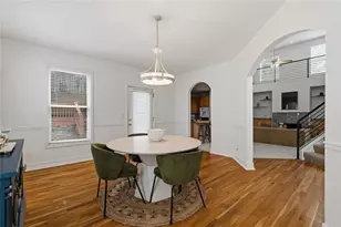 1366 Brookhaven Village Cir NE, Atlanta, GA 30319 - Photo 10