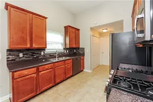 246 Augusta Woods Dr, Villa Rica, GA 30180 - Photo 2