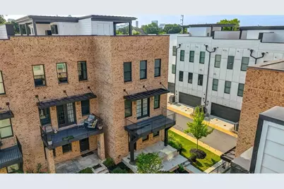 1060 Robert Smalls Way, Atlanta, GA 30318 - Photo 2