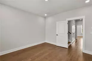 1060 Robert Smalls Wy, Atlanta, GA 30318 - Photo 34