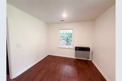 856 Glenway Drive, Atlanta, GA 30344 - Photo 4