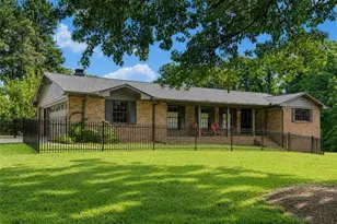 381 Chicopee Dr NE, Marietta, GA 30060 - Photo 2