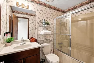 4361 Bishop Lake Rd, Marietta, GA 30062 - Photo 32