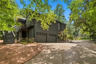 4361 Bishop Lake Rd, Marietta, GA 30062 - Photo 2