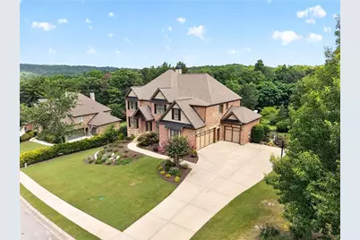 4526 Meadowland Way, Flowery Branch, GA 30542 - Photo 2