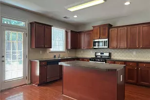 669 Maple Grove Way, Marietta, GA 30066 - Photo 6