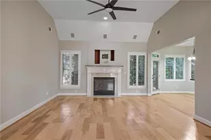 105 Peregrine Way NW, Kennesaw, GA 30144 - Photo 6