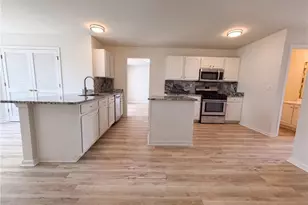 401 Callaway Ln, Conyers, GA 30012 - Photo 2
