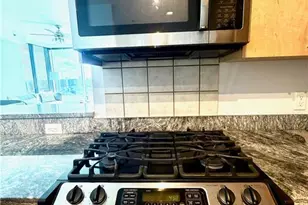 3338 Peachtree Rd NE, Atlanta, GA 30326 - Photo 14
