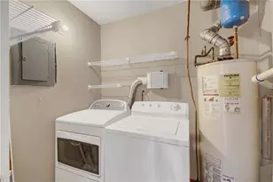 702 Glenleaf Dr, Peachtree Corners, GA 30092 - Photo 6