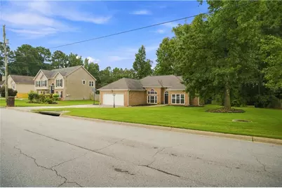 3505 Garden Walk Ln, Loganville, GA 30052 - Photo 2