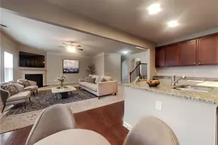 737 Pine Ln, Lawrenceville, GA 30043 - Photo 2