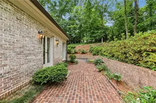 5240 Kenbrook Way, Sandy Springs, GA 30327 - Photo 44