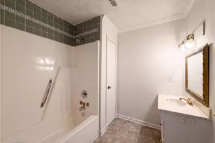 3808 Shane Ct, Ellenwood, GA 30294 - Photo 18