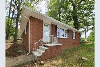 3225 Forrest Hills Drive, Hapeville, GA 30354 - Photo 6