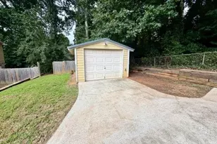 3204 Stanford Cir, Lawrenceville, GA 30044 - Photo 4