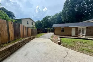 3204 Stanford Cir, Lawrenceville, GA 30044 - Photo 2