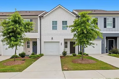 209 Buckingham Lane, Hoschton, GA 30548 - Photo 2