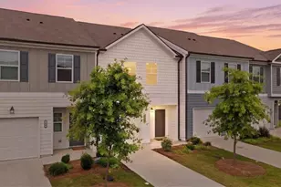 209 Buckingham Ln, Hoschton, GA 30548 - Photo 2