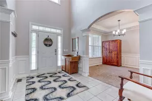 1017 Panoramic Pointe NE, Buford, GA 30518 - Photo 8
