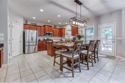 1017 Panoramic Pointe NE, Buford, GA 30518 - Photo 18