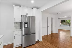 418 Shannon Dr SW, Atlanta, GA 30310 - Photo 12