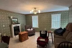 93 Rue Beauregard, Lavonia, GA 30553 - Photo 4