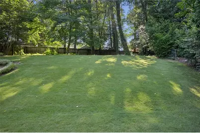 2201 Fairway Circle NE, Brookhaven, GA 30319 - Photo 36