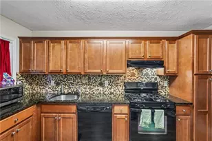 511 Embers Dr SE, Marietta, GA 30067 - Photo 4