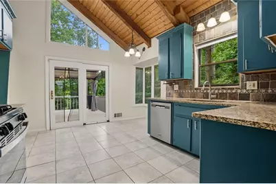 4910 Tremont Drive NE, Marietta, GA 30066 - Photo 14