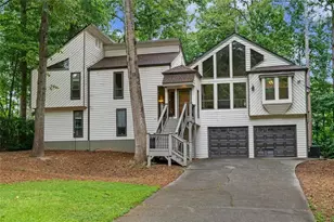 4910 Tremont Dr NE, Marietta, GA 30066 - Photo 4