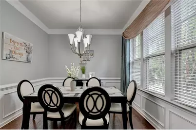 2634 Portbury Place NE, Atlanta, GA 30329 - Photo 4