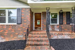 134 Ellen Hand Cir, Cedartown, GA 30125 - Photo 4