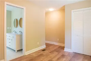 1677 North Ave NW, Atlanta, GA 30318 - Photo 36